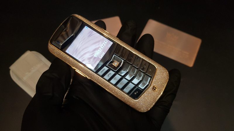 Kỳ Lân Luxury vertu constellation dinh full kim cuong da van ca sau 3 1 Vertu Constellation đính full kim cương da vân cá sấu