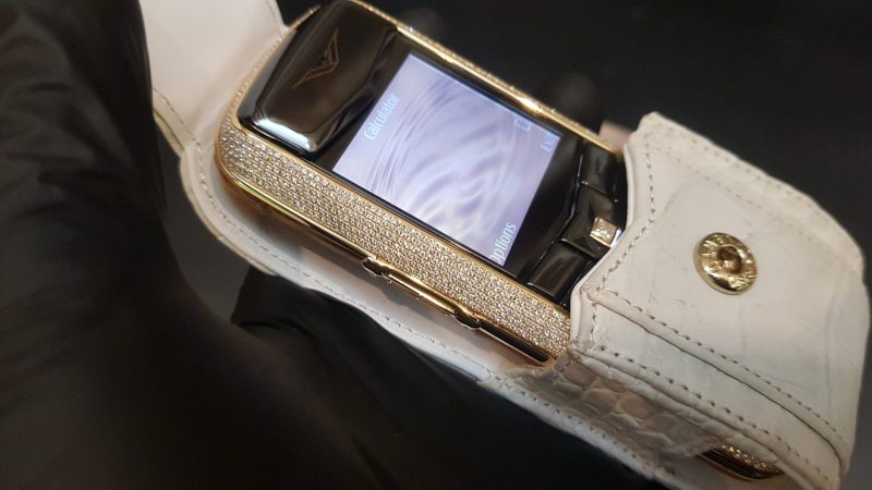 Kỳ Lân Luxury vertu constellation dinh full kim cuong da van ca sau 76 1 Vertu Constellation đính full kim cương da vân cá sấu