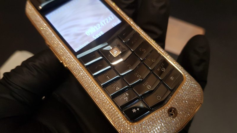 Kỳ Lân Luxury vertu constellation dinh full kim cuong da van ca sau 9 1 Vertu Constellation đính full kim cương da vân cá sấu