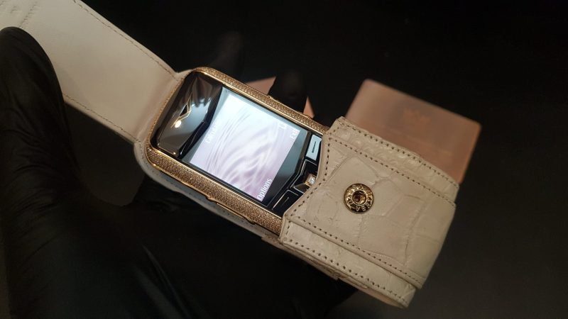 Kỳ Lân Luxury vertu constellation dinh full kim cuong da van ca sau 92 1 Vertu Constellation đính full kim cương da vân cá sấu