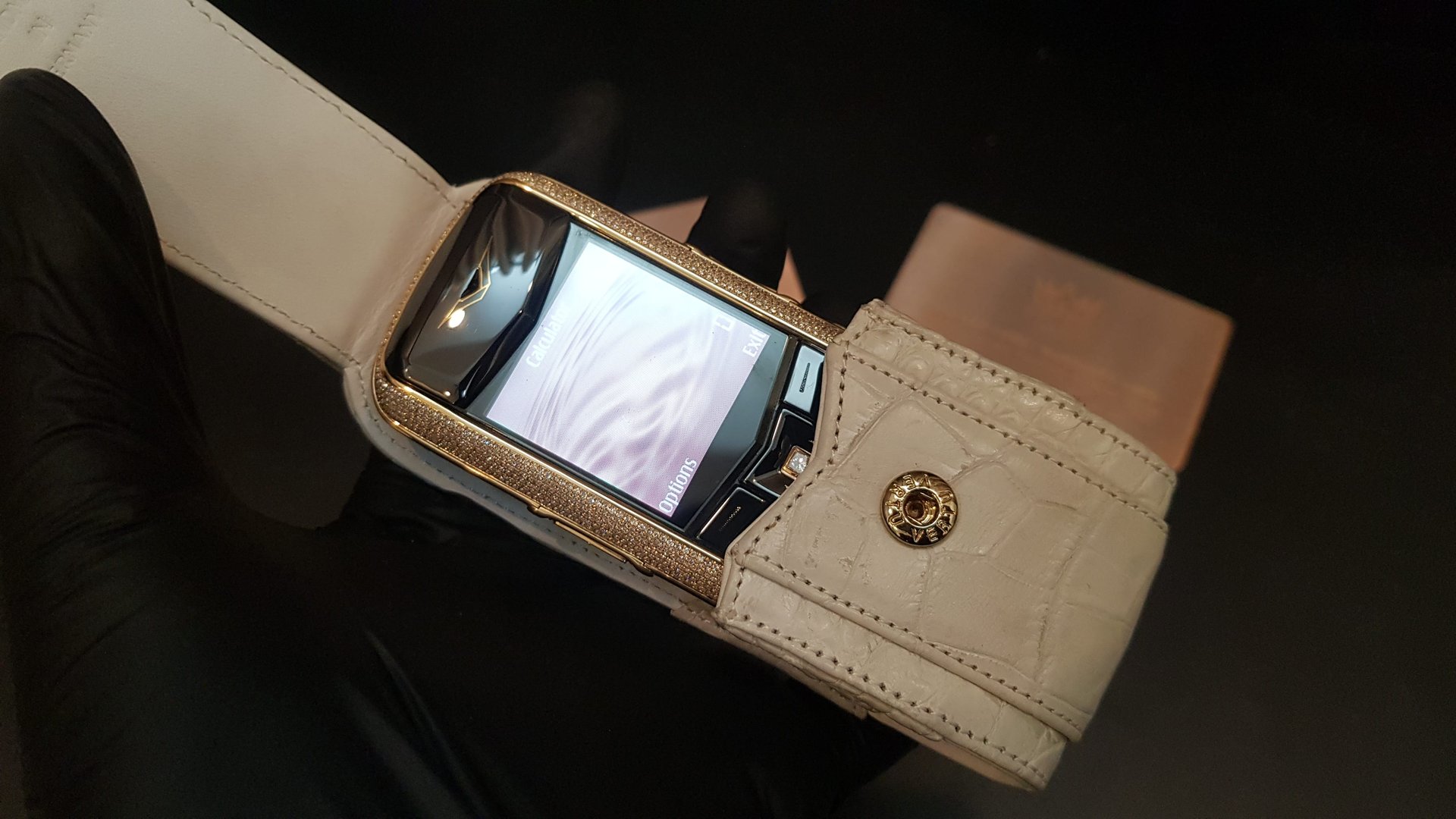 Kỳ Lân Luxury vertu constellation dinh full kim cuong da van ca sau 92 Vertu Constellation đính full kim cương da vân cá sấu