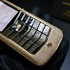 Vertu Constellation vàng khối đính full kim cương