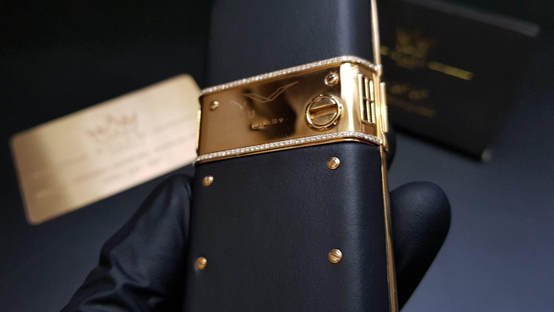 Kỳ Lân Luxury vertu constellation vang khoi full kim cuong 23 Vertu Constellation vàng khối đính full kim cương
