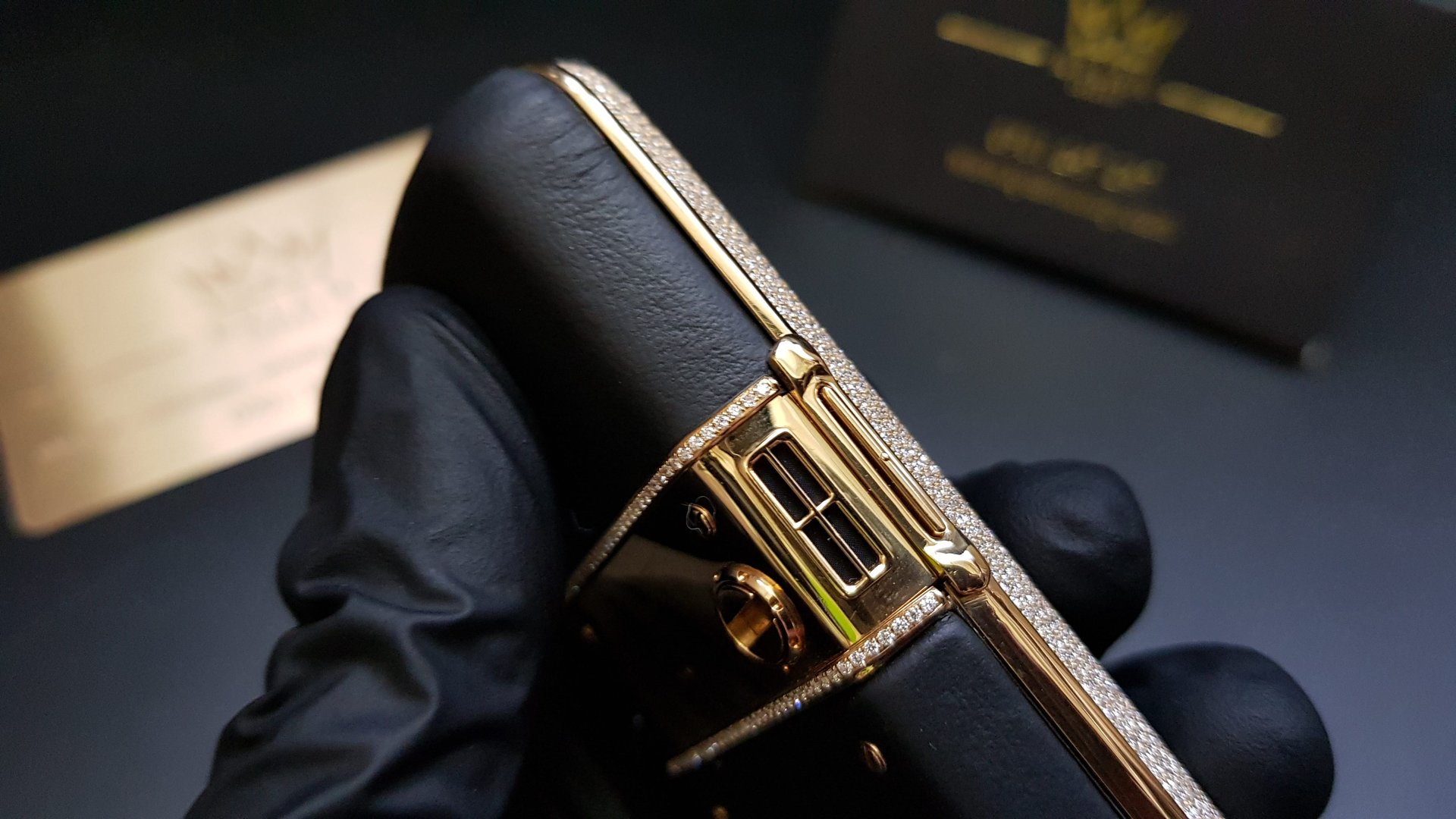 Kỳ Lân Luxury vertu constellation vang khoi full kim cuong 29 Vertu Constellation vàng khối đính full kim cương
