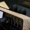 Vertu Constellation vàng khối đính full kim cương
