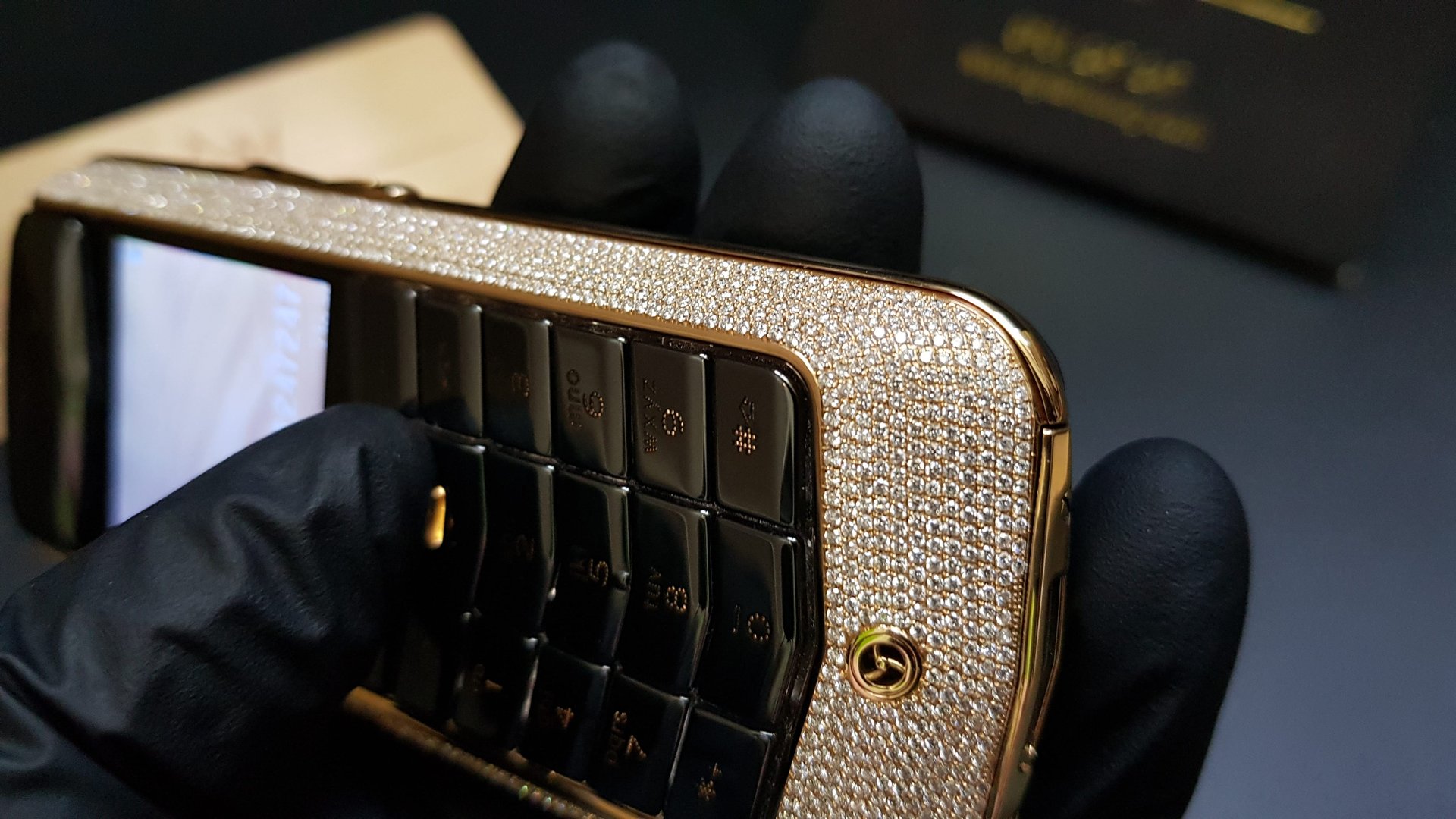 Kỳ Lân Luxury vertu constellation vang khoi full kim cuong 37 Vertu Constellation vàng khối đính full kim cương