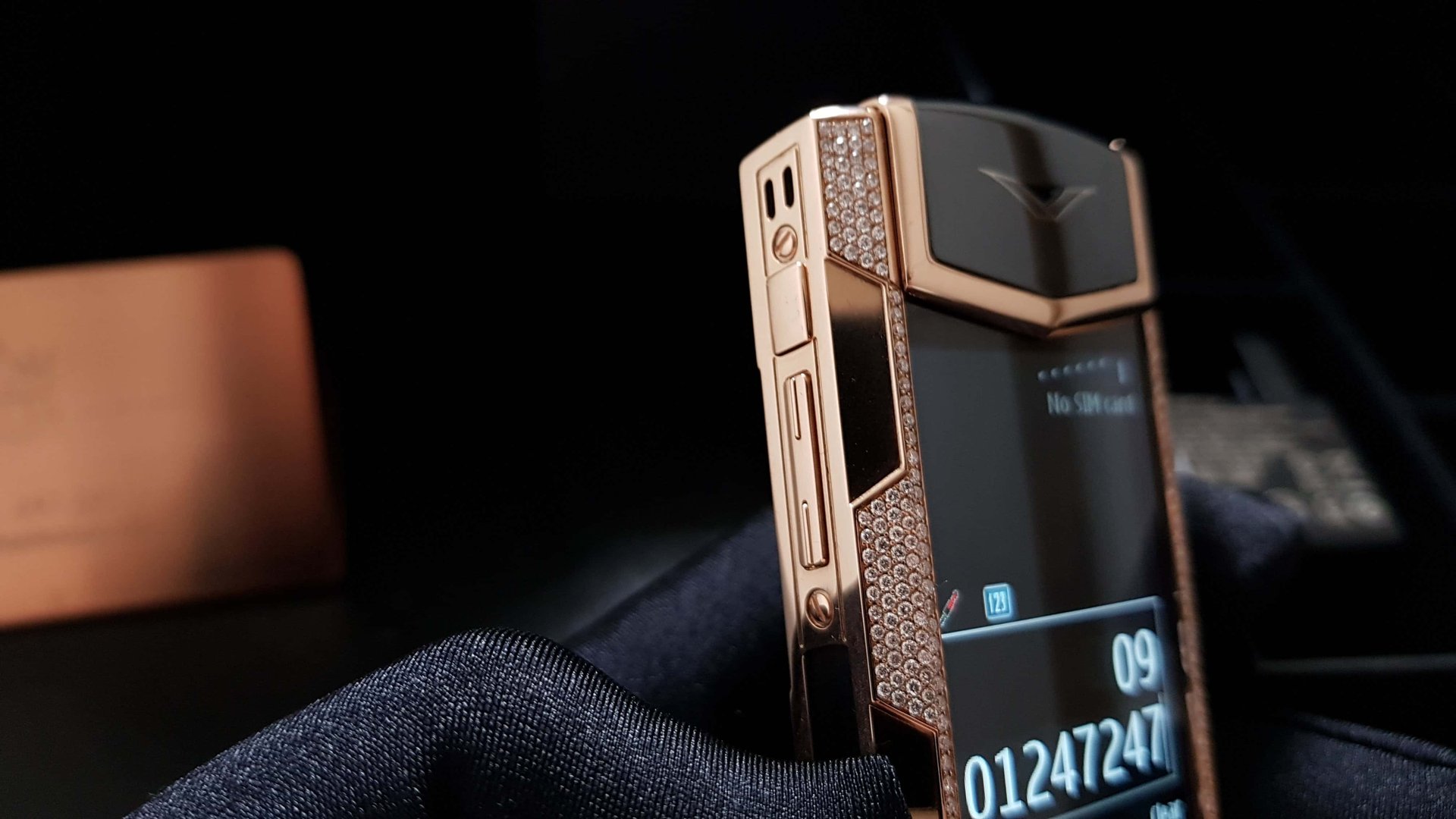 Kỳ Lân Luxury vertu siangture s ziczac baguette 24 2 Vertu Siangture S Ziczac Baguette
