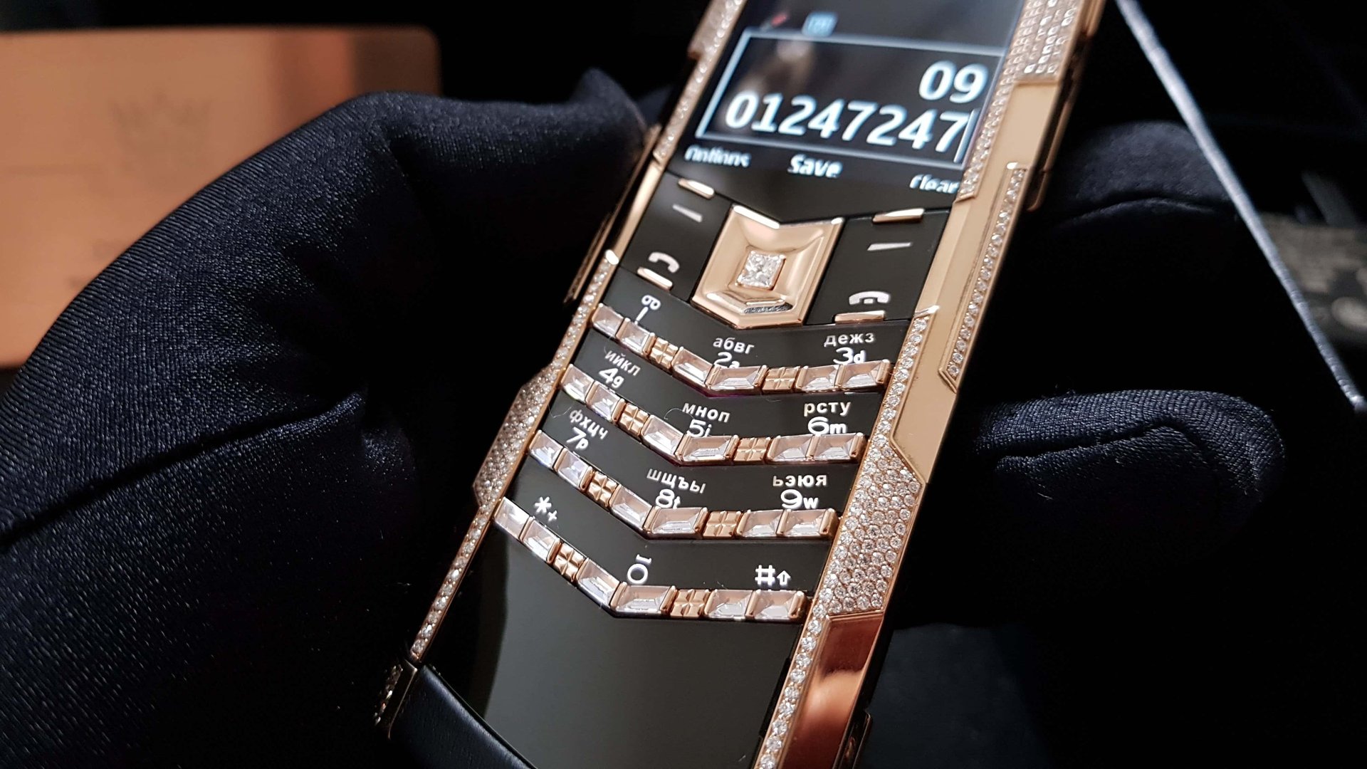 Kỳ Lân Luxury vertu siangture s ziczac baguette 3 2 Vertu Siangture S Ziczac Baguette