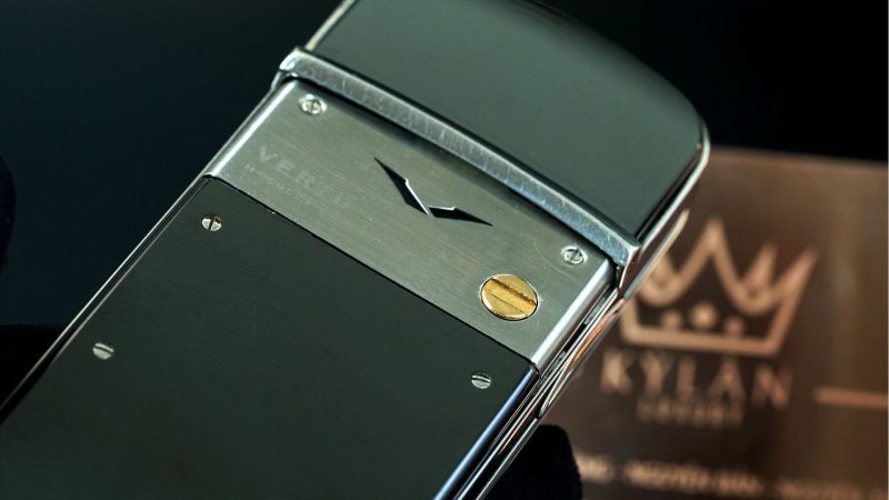 Kỳ Lân Luxury vertu signature m steel mix gold lemon 10 1 Vertu Signature M steel mix gold lemon