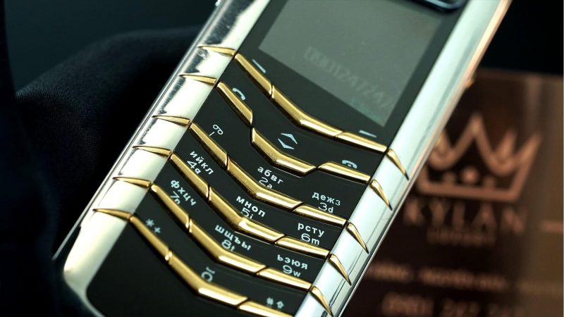 Kỳ Lân Luxury vertu signature m steel mix gold lemon 8 1 Vertu Signature M steel mix gold lemon