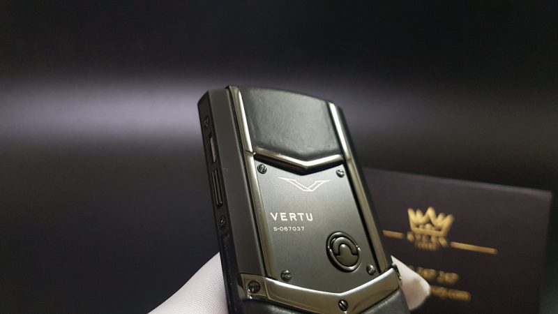 Kỳ Lân Luxury vertu signature s black pure fullbox 45 1 Vertu Signature S Black Pure fullbox nguyên hộp sách