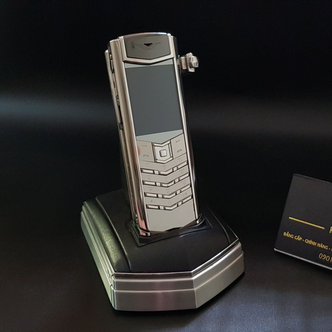 Kỳ Lân Luxury vertu signature s che tac da xam khoi 1 Vertu Signature S thép chế tác da xám khói