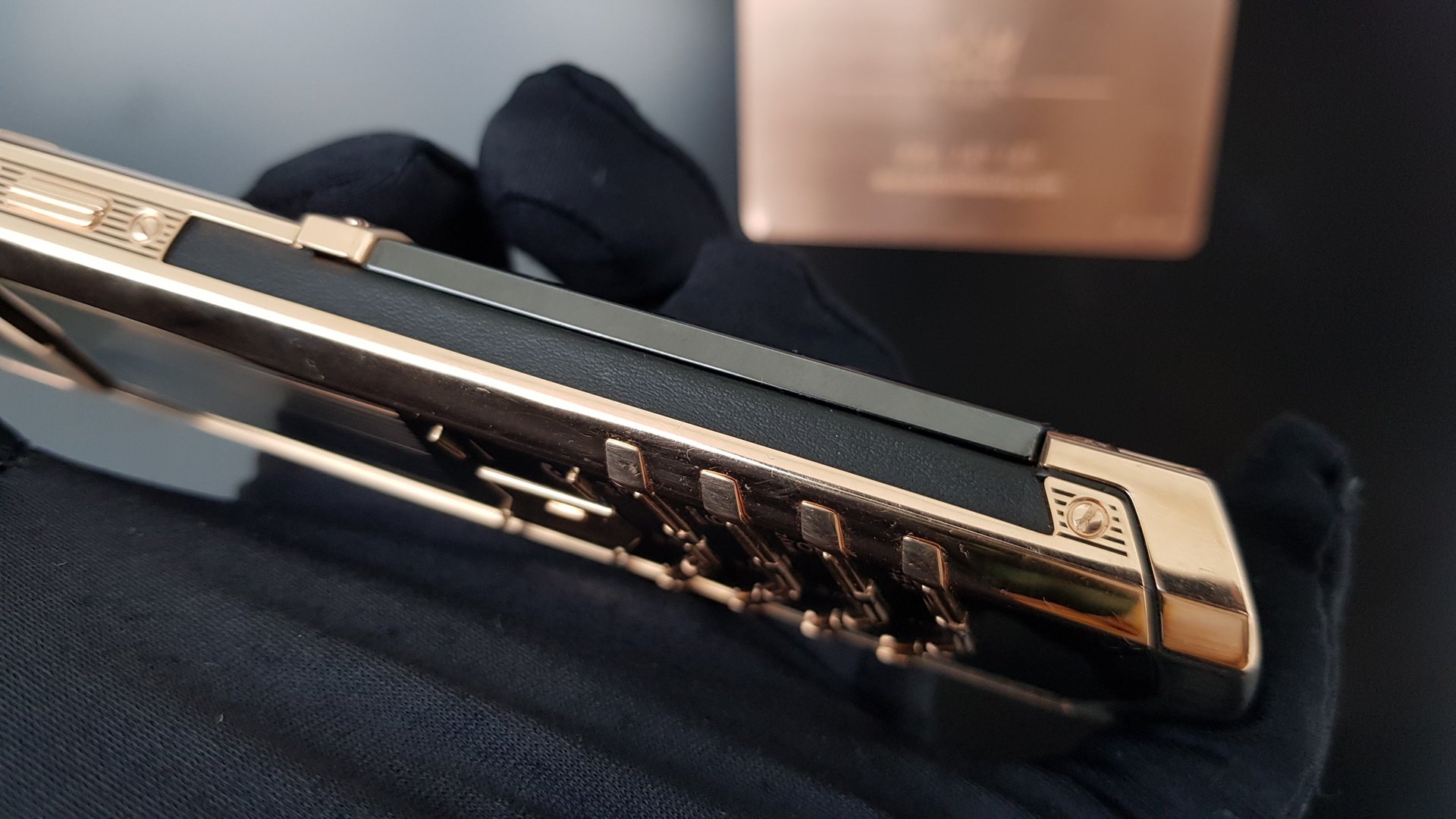 Kỳ Lân Luxury vertu signature s gold 17 Vertu Signature S Gold