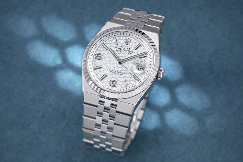 Kỳ Lân Luxury Rolex Land Dweller WW 2025 4 Đồng hồ Rolex Land-Dweller và Bộ thoát Dynapulse
