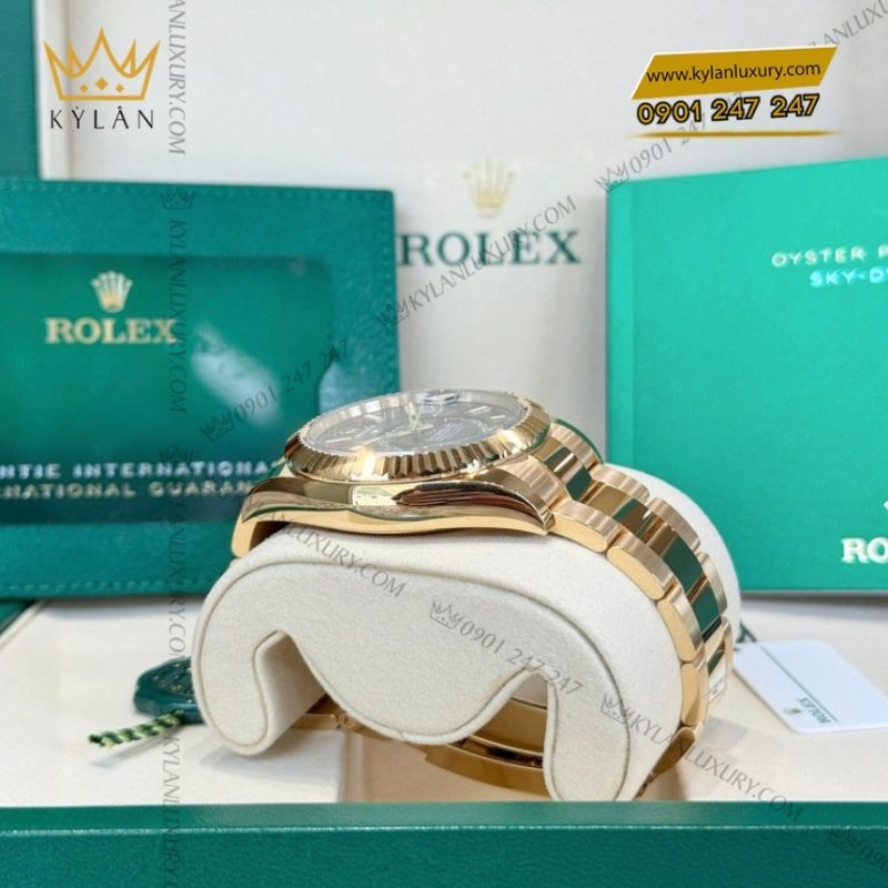 Đồng hồ Rolex Sky Dweller xanh lá dây oyster 336938-0007