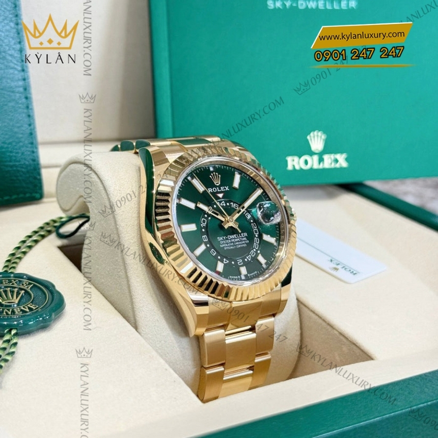 Kỳ Lân Luxury dong ho rolex sky dweller 336938 mat xanh la 8 Đồng hồ Rolex Sky Dweller xanh lá dây oyster 336938-0007