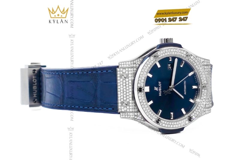 Đồng hồ Hublot Classic Fusion Blue Titanium Pave 42mm