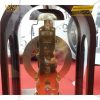 Đồng hồ để bàn HERMLE 22712-030791 có vỏ làm từ gỗ óc chó