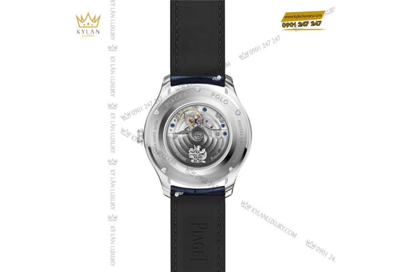Bộ máy tự động Piaget 500P1, hoạt động với tần số 28.800 dao động/giờ, cùng 24 chân kính và thời gian trữ cót 40 giờ