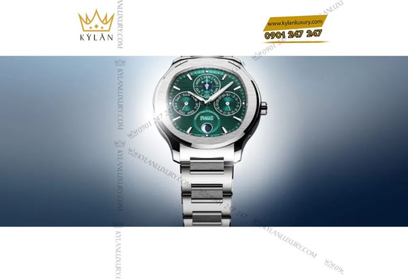 Thiết kế mặt số guilloché đầy chiều sâu và phần vỏ được làm từ thép không gỉ, mang lại cảm giác chắc chắn và mạnh mẽ