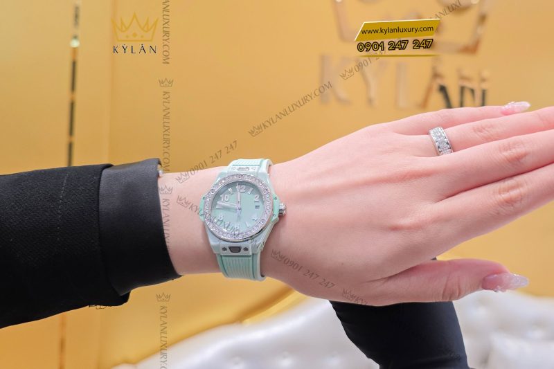 Đồng hồ Hublot Big Bang One Click Mint Green Ceramic Diamonds 33mm