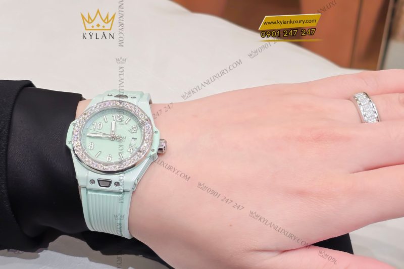 Đồng hồ Hublot Big Bang One Click Mint Green Ceramic Diamonds 33mm