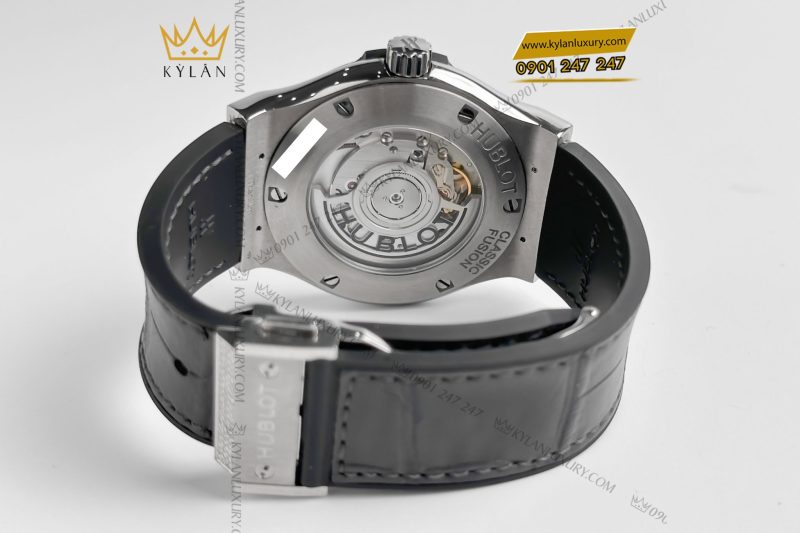 Đồng hồ Hublot Classic Fusion Grey Titanium custom kim cương 42mm