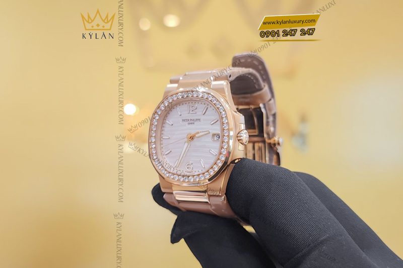 Đồng hồ Patek Philippe Nautilus Date & White Dial 7010R-011 32mm