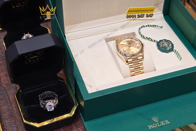Đồng hồ Rolex Day-Date 40 228238-0006 Yellow Gold mặt Champagne