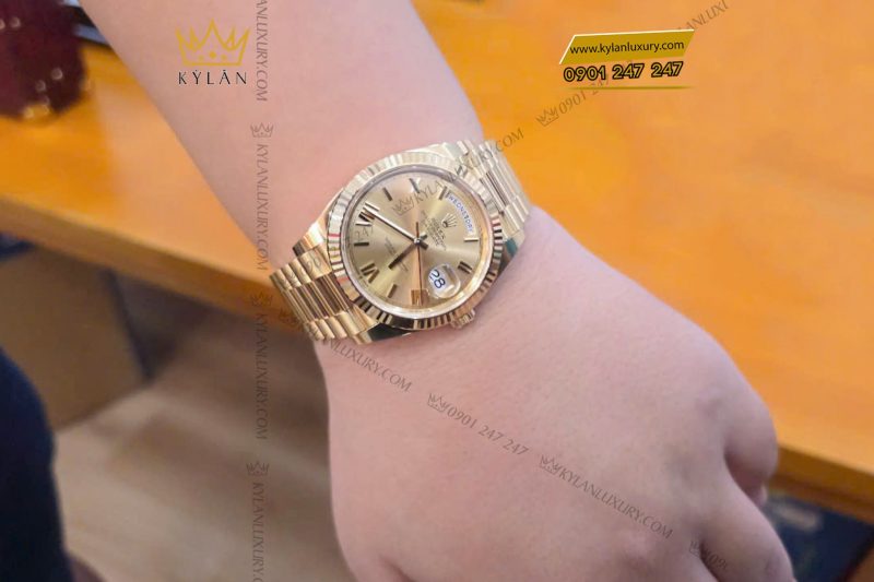 Đồng hồ Rolex Day-Date 40 228238-0006 Yellow Gold mặt Champagne