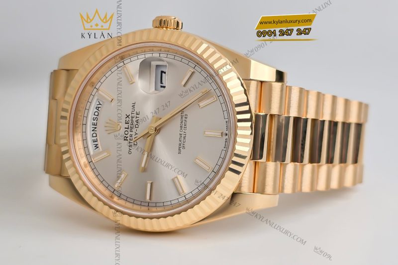 Đồng hồ Rolex Day-Date 40 228238-0066 Yellow Gold mặt số bạc