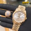 Đồng hồ Rolex Day-Date 40 228238-0066 Yellow Gold mặt số bạc