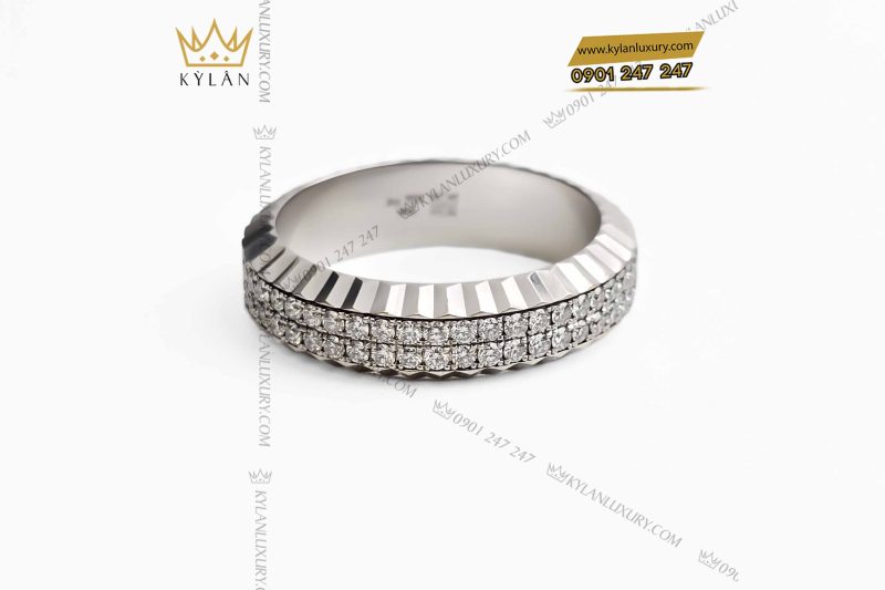 Nhẫn Rolex xoay vàng trắng nguyên khối Au750 đính 2 hàng kim cương