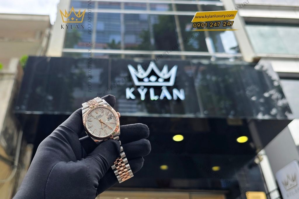 Kỳ Lân Luxury rolex datejust 36 126231 mat gap nep 2 Đồng hồ Rolex Datejust 36 126231-0033 mặt số họa tiết gấp nếp ánh bạc