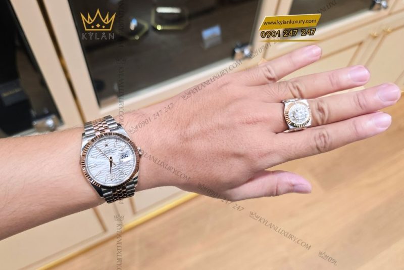 Đồng hồ Rolex Datejust 36 126231-0033 mặt số họa tiết gấp nếp ánh bạc