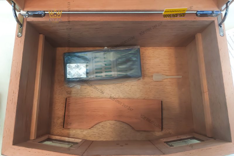 Tủ đựng xì gà Humidor Lubinski màu nâu sẫm
