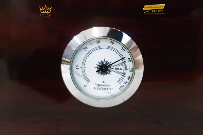 Tủ đựng xì gà Humidor Lubinski màu nâu sẫm