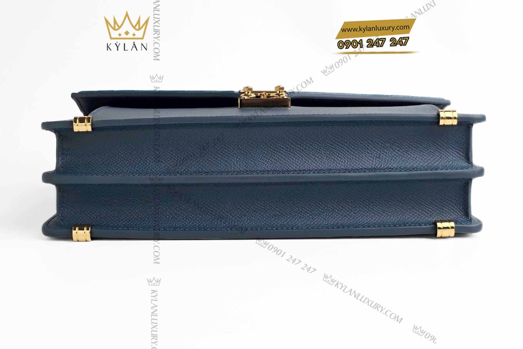 Kỳ Lân Luxury tui xach da epsom mix da alligator mau xanh dinh logo vang ldh 10 Túi xách da Epsom mix da Alligator màu xanh đính logo vàng LDH
