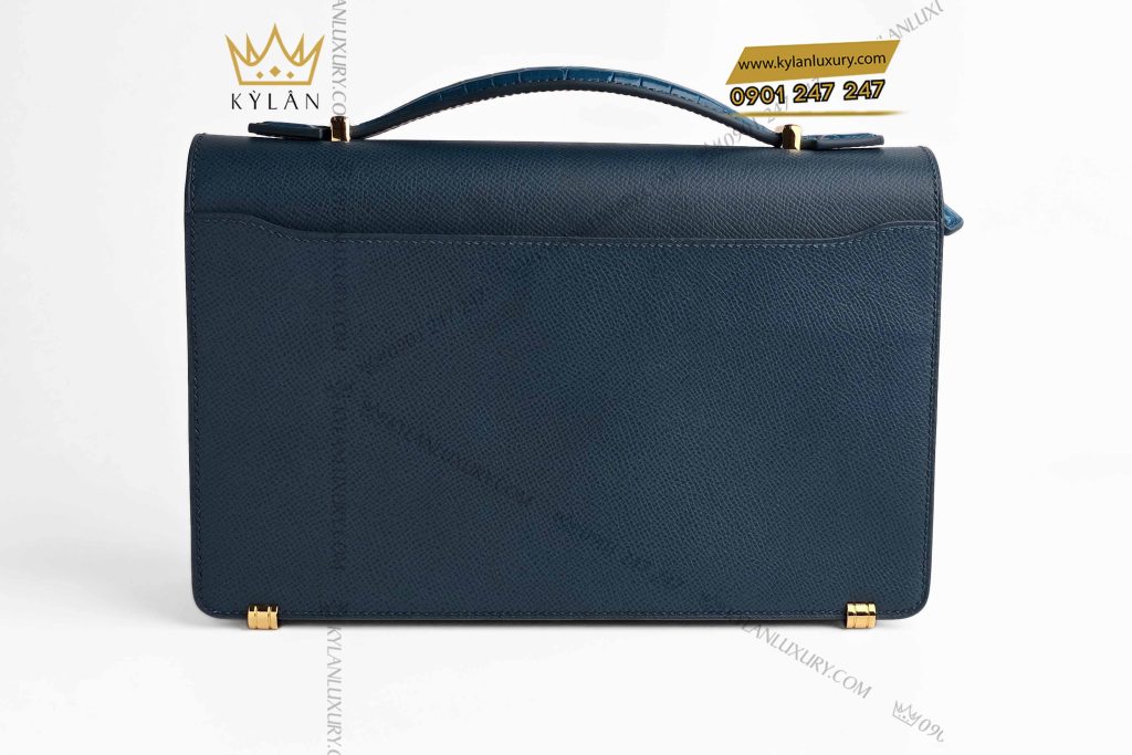 Kỳ Lân Luxury tui xach da epsom mix da alligator mau xanh dinh logo vang ldh 9 Túi xách da Epsom mix da Alligator màu xanh đính logo vàng LDH
