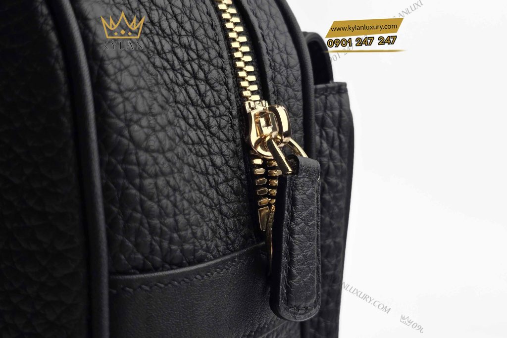 Kỳ Lân Luxury tui xach da togo dinh logo hv vang au750 3 1 Túi xách da Togo đính logo HV vàng nguyên khối Au750