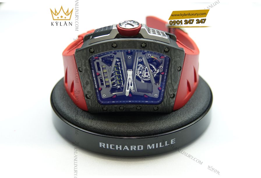 Richard Mille RM 70-01 Tourbillon có ộ vỏ chế tác từ NTPT Carbon siêu nhẹ và bền bỉ