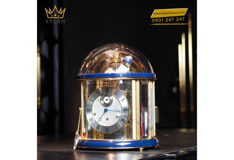 Đồng hồ Hermle 22805-V30352 – thiết kế cổ điển sang trọng, nhạc chuông Westminster, 11 chân kính, vỏ gỗ xanh dương, phân phối chính hãng tại Kỳ Lân.