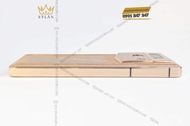 Điện thoại Metavertu 2 custom vàng nguyên khối Au750 đính kim cương