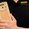Điện thoại Metavertu 2 custom vàng nguyên khối Au750 đính kim cương