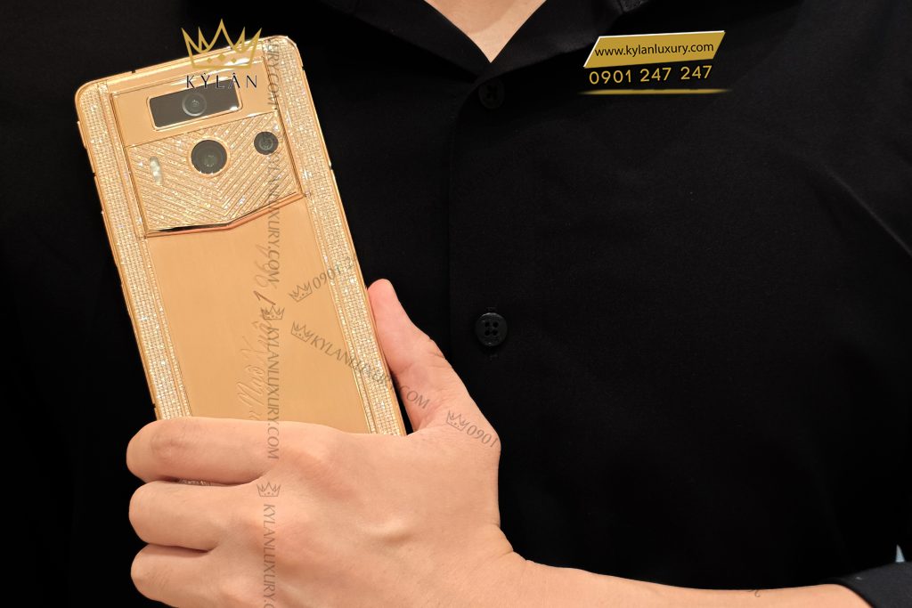 Kỳ Lân Luxury Dien thoai Metavertu 2 custom vang nguyen khoi Au750 dinh kim cuong 14 Điện thoại Metavertu 2 custom vàng nguyên khối Au750 đính kim cương