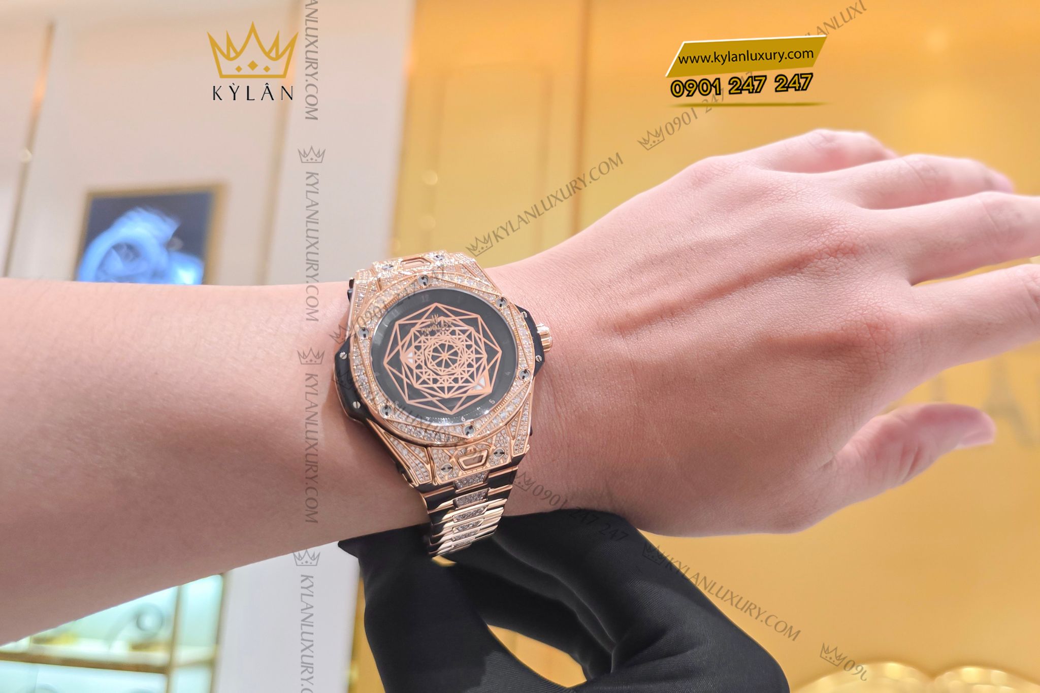 Kỳ Lân Luxury Dong ho Hublot Big Bang Sang Bleu King Gold Pave custom day 39mm 12 Đồng hồ Hublot Big Bang Sang Bleu King Gold Pave custom dây LDH 39mm