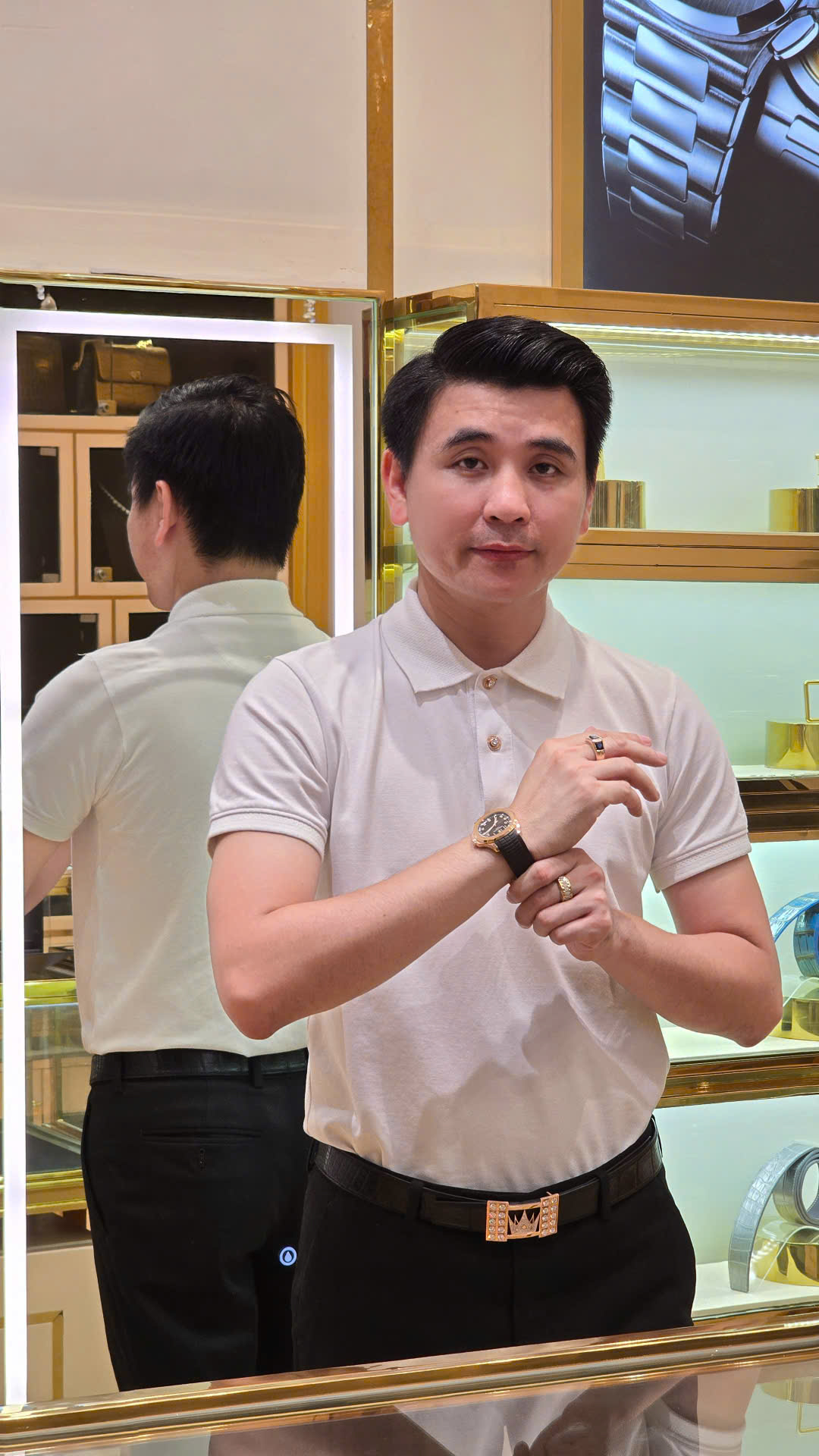Kỳ Lân Luxury Dong ho Patek Philippe Aquanaut 5167R 001 Rose Gold 3 Đồng hồ Patek Philippe Aquanaut 5167R-001 Rose Gold