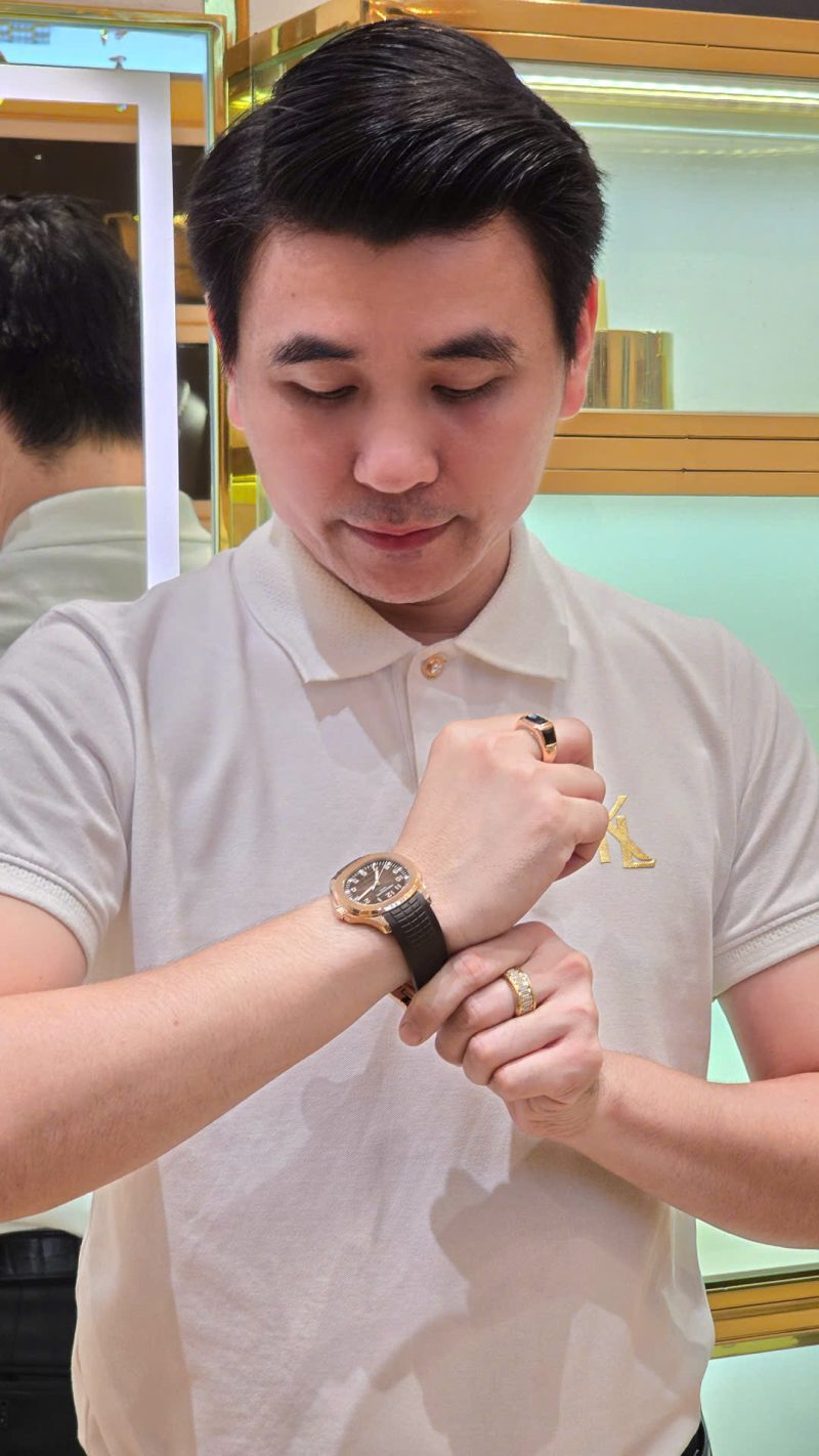 Đồng hồ Patek Philippe Aquanaut 5167R-001 Rose Gold