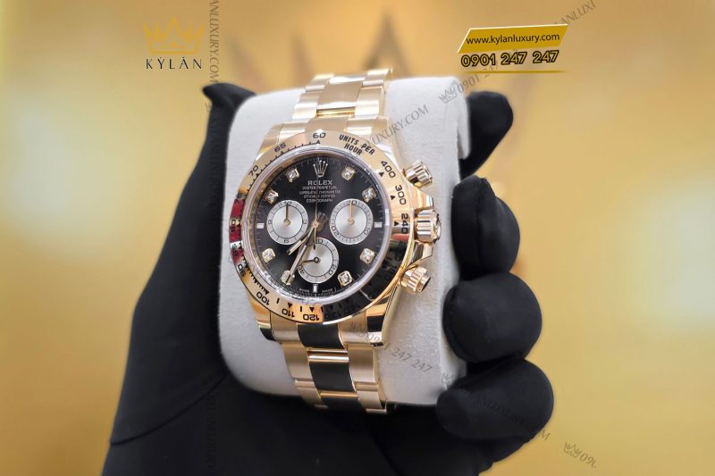 Đồng hồ Rolex Cosmograph Daytona 126508-0003 Yellow Gold mặt đen vàng
