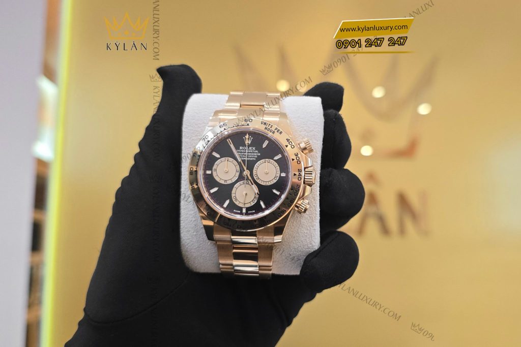 Kỳ Lân Luxury Dong ho Rolex Cosmograph Daytona 126508 mat so den vang Champagne 10 Đồng hồ Rolex Cosmograph Daytona 40 126508-0002 mặt đen vàng Champagne
